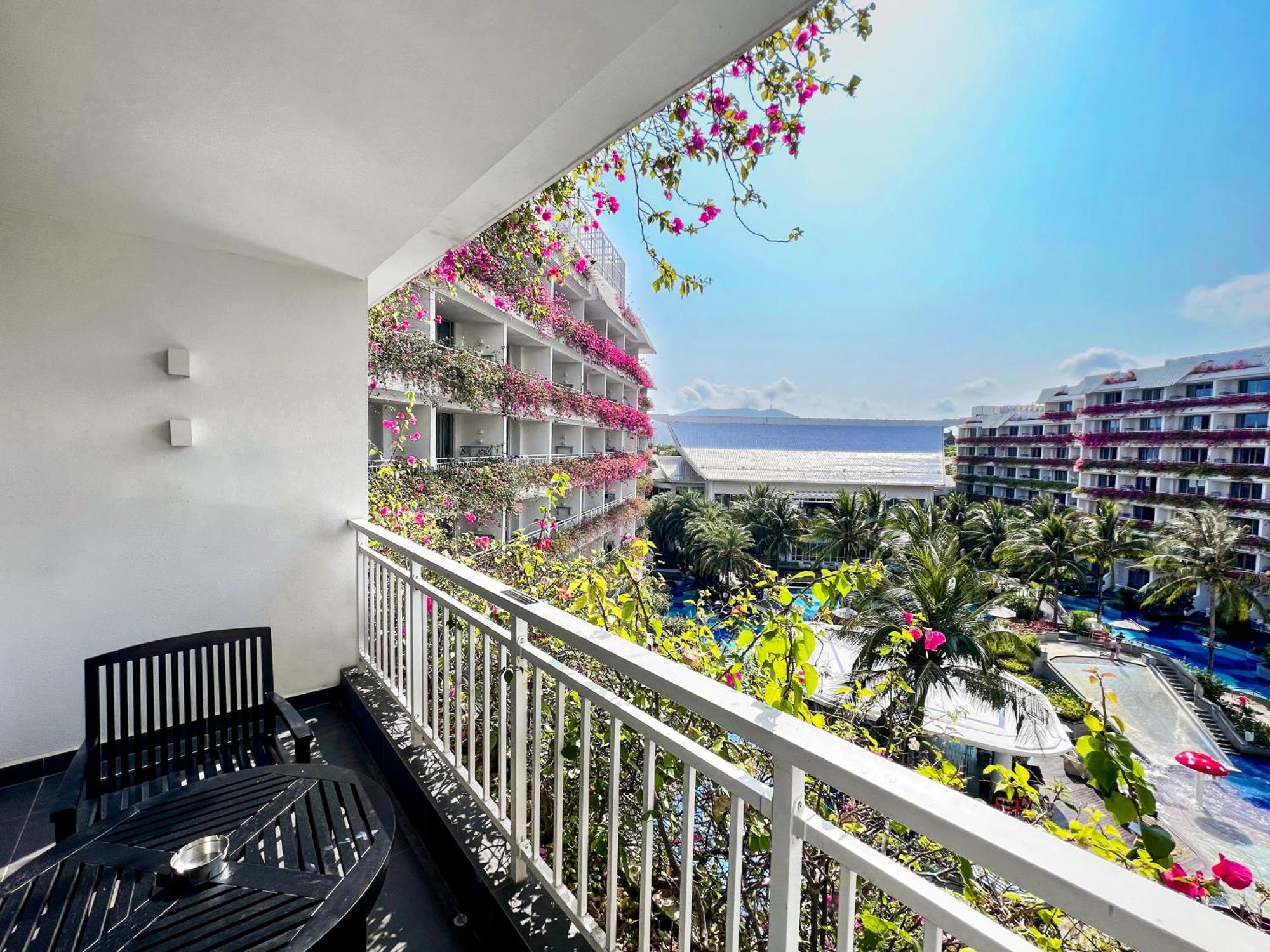 Palace Resort Yalong Bay Szanja Kültér fotó